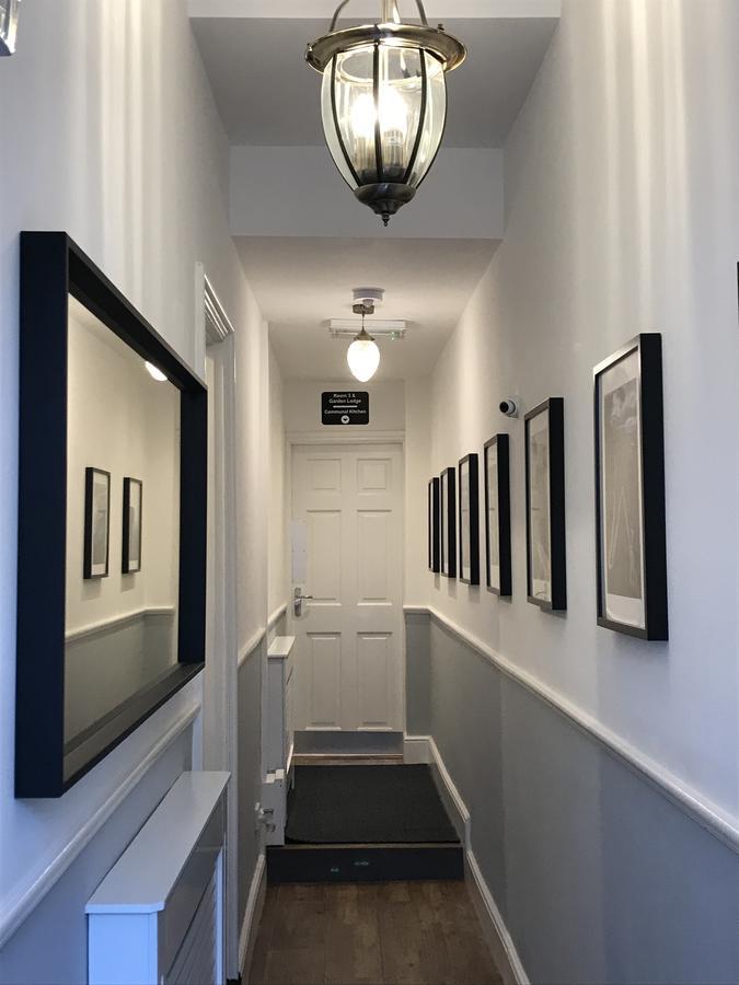 Guest house The Larches Wolverhampton